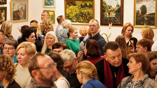 Tłumy na wernisażu w Łukowskim Ośrodku Kultury (zdjęcia)