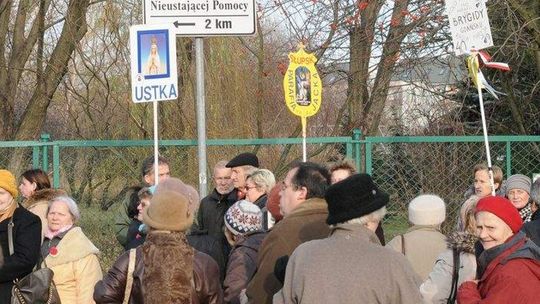 Tłumy pielgrzymów na 20 urodzinach \"Radia Maryja\"