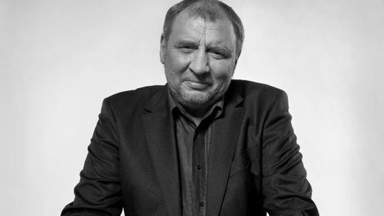 Tłusty Czwartek będzie tutaj wyjątkowy. Pączki i… znakomity artysta