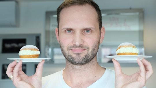 Tłusty czwartek: Pączek czy brioszka?