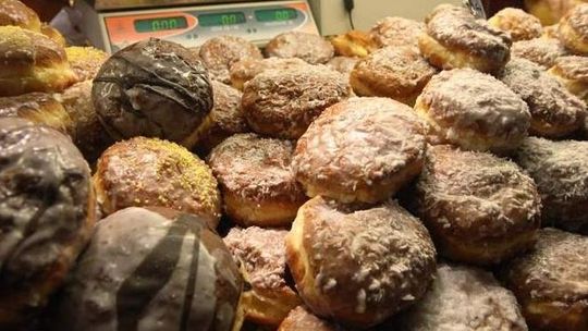 Tłusty czwartek w Lublinie. Pączków nie brakowało (zdjęcia)