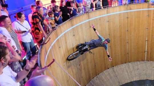 To istny cyrk na kółkach! W Lublinie trwa Carnaval Sztukmistrzów