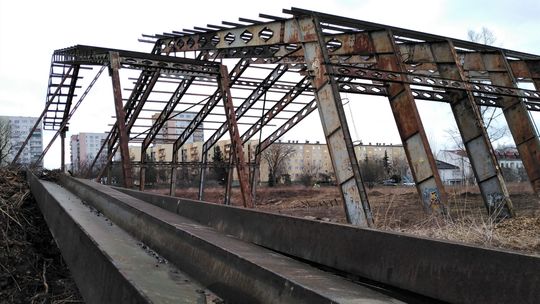 To już koniec "szkieletora", stał tutaj od ponad 30 lat. Co powstanie w jego miejscu? [zdjęcia]