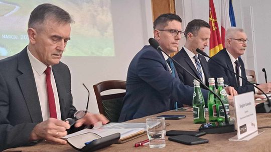 To najpiękniejszy region w Lubelskiem. O potencjale Roztocza debatowano w Zamościu