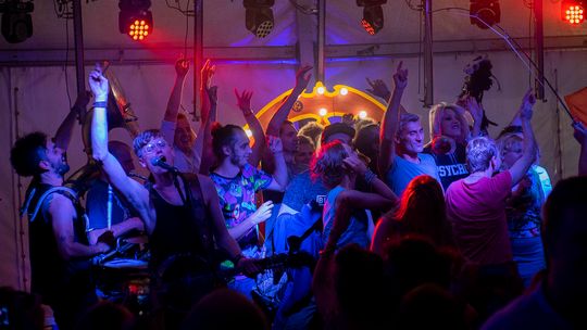 To nie był zwyczajny koncert. Niesamowita energia podczas występu kapeli KermesZ a l'Est w Barze Żongler