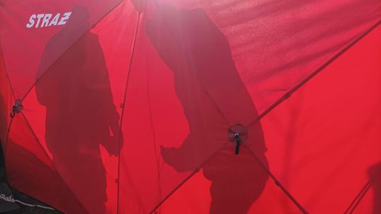 To nie było spokojne popołudnie. 48-latek wpadł do studni 