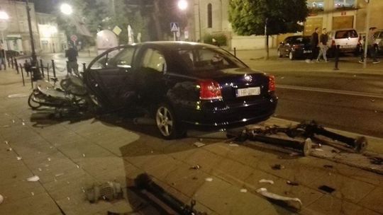 To prawnik zdemolował stację z rowerami miejskimi. Miał 1,5 promila