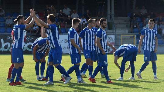 Tomasovia – Łada 10:0. Sześć minut i po meczu