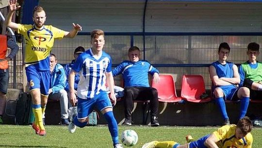 Tomasovia - Powiślak 1:1. Głowy grzały się pod bramką