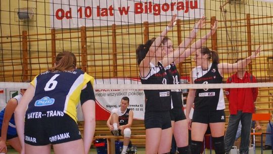 Tomasovia przegrała z Karpatami, Szóstka lepsza od Patrii