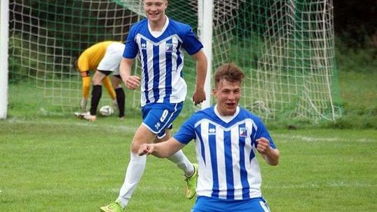 Tomasovia – Victoria Żmudź 4:1, świetne stałe fragmenty