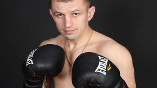 Tomasz Adamek przegrywa po raz trzeci w karierze. Głazkow zwycięża na punkty