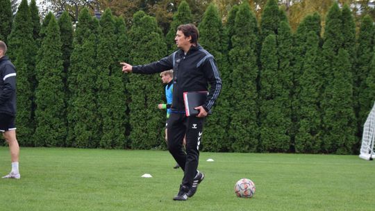 Tomasz Złomańczuk (Orlęta Spomlek): Chłopaki mają umiejętności, brakowało szczęścia i wyników