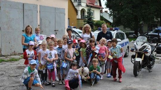 Tomaszów Lubelski: Przedszkolaki odwiedziły komendę policji