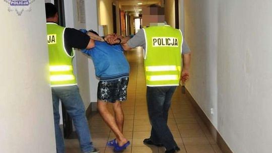 Tomaszów Lubelski: Z tłuczkiem na włamanie do samochodu