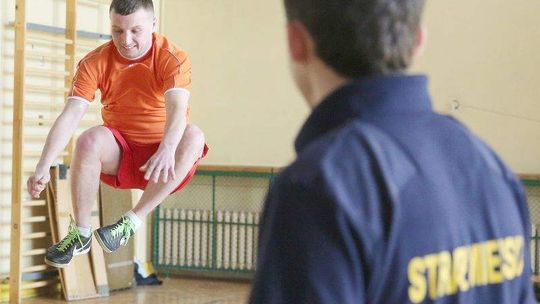 Torem przeszkód po mundur Straży Miejskiej