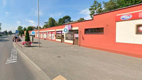 Tracą klientów przez znak zakazu. Urzędnicy wytykają błędy w petycji 