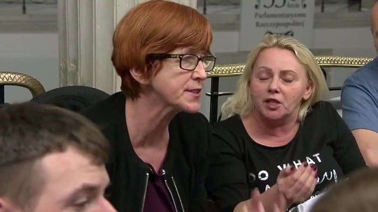 "Tracicie twarz każdego dnia". Trwa protest rodziców osób niepełnosprawnych w Sejmie