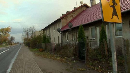 Tragedia pod Włocławkiem. Nie żyje 3-miesięczny chłopiec. Jego siostra w ciężkim stanie