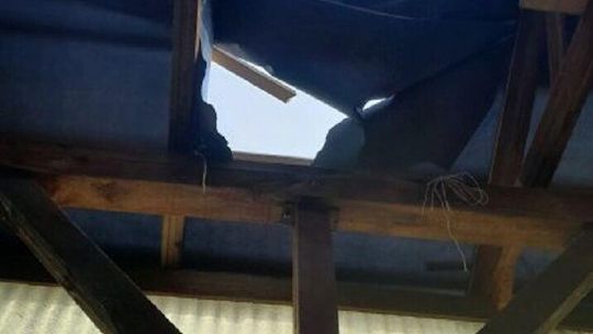 Tragedia przy naprawie dachu. 67-latek nie przeżył upadku z wysokości