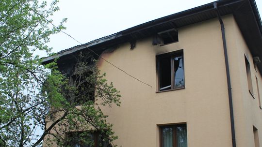 Tragiczny pożar domu. Matka z synem zginęli w płomieniach [zdjęcia]