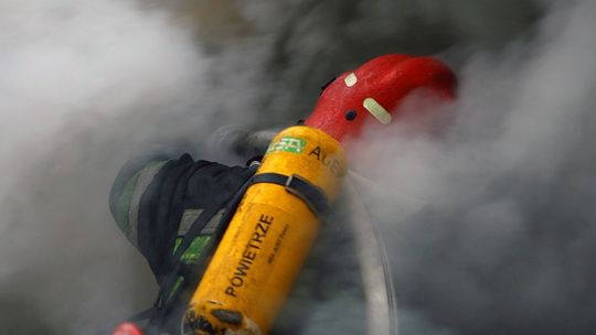 Tragiczny pożar od niedopałka papierosa? Jeden z braci zginął, drugiemu udało się uciec