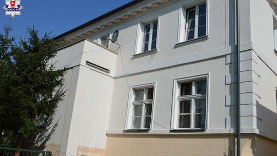 Tragiczny wypadek. Chciał wejść do mieszkania swojej kobiety po gzymsie. Spadł i zginął