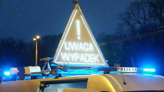 Tragiczny wypadek koło Łukowa. Młody kierowca nagle zjechał na pobocze