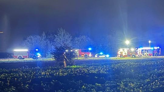 Tragiczny wypadek w powiecie łukowskim. Samochód stanął w płomieniach, kierowca zginął na miejscu