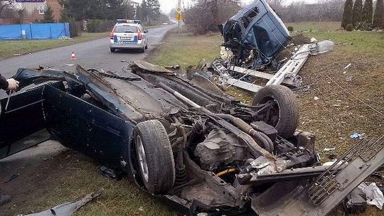 Tragiczny wypadek w Trzeszkowicach. Policja szuka świadków