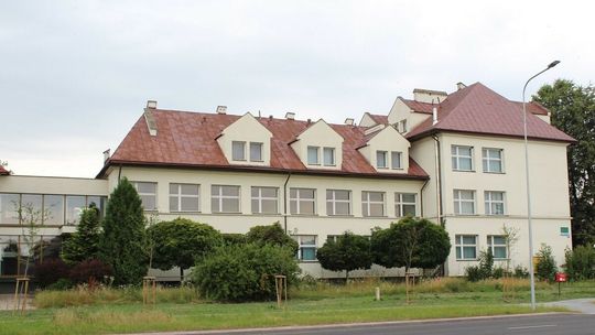 Transakcje między uczelniami. AZ kupiła budynek od UP