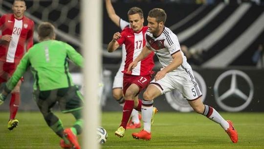 Transferowe zamieszanie przed meczem z Niemcami