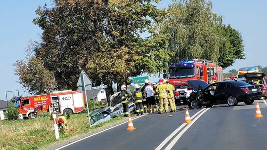 Trasa Lublin-Łęczna. Zderzenie czterech samochodów. Poszkodowane dziecko
