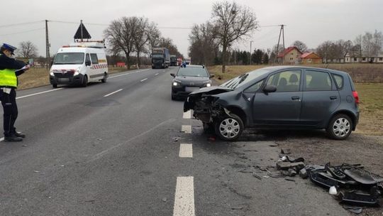 Trasa Piaski – Krasnystaw. Zderzenie trzech samochodów