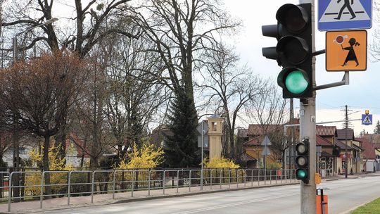 Trasa z Lublina do Puław: Pieszych nie ma, a świeci się na czerwono