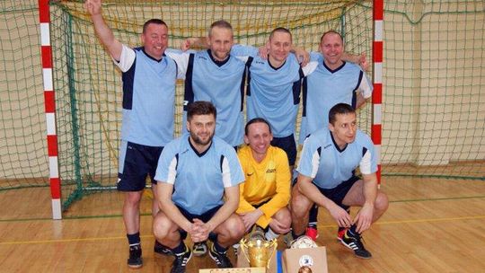 Trenerzy nadal potrafią kopać