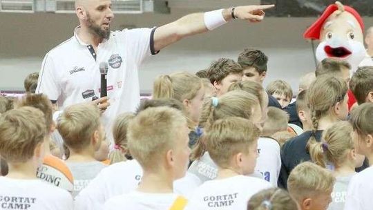 Trening i mecz z Marcinem Gortatem w Lublinie (zdjęcia, wideo)