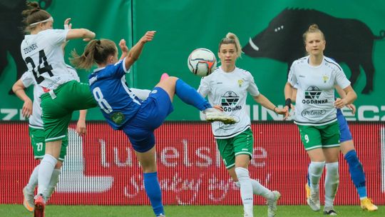 Treningi, problemy i mistrzowskie apetyty. Piłkarki Górnika Łęczna z brązowym medalem po niełatwym sezonie