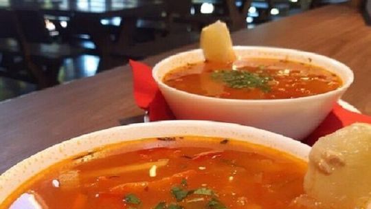 Trochę pikanterii na niedzielny obiad. Zupa, a na drugie juki ułańskie