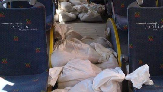 Trolejbus wypełniony piachem przejechał przez Lublin