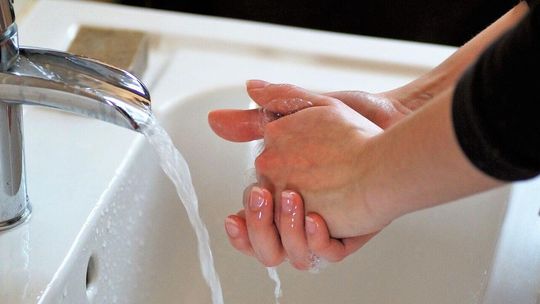 Trudna noc bez wody. Warto zrobić zapasy 