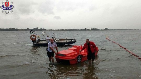 Trudna sytuacja na zalewie w Nieliszu. Na szczęście w pobliżu był patrol wodny