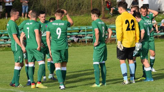 Trudne losy spadkowiczów Keeza zamojskiej klasy okręgowej