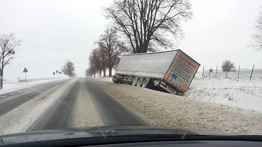 Trudne warunki na drogach: Jak się jeździ po Lublinie (wideo)
