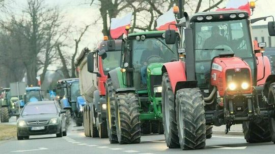 Trudny piątek na drogach. Rolnicy zorganizują protesty na dwóch mostach 