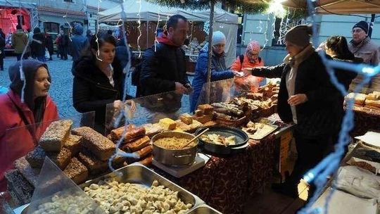 Trwa Bożonarodzeniowy Festiwal Smaku w Lublinie (zdjęcia)