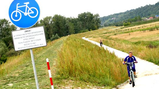 Trwa rozbudowa ścieżki rowerowej z Puław do Kazimierza