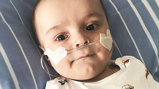 Trwa walka o życie półrocznego Tymka. Potrzebne pieniądze na leczenie dziecka