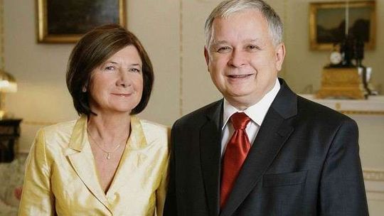 Trwa zbiórka na pomnik Marii i Lecha Kaczyńskich. Potrzeba 150 tys. złotych