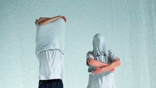 Trwają Międzynarodowe Spotkania Teatrów Tańca. O skakaniu, nalewaniu i klaskaniu